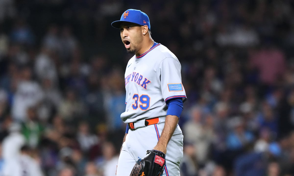 Edwin Díaz gana su tercer premio de Relevista del Año en MLB