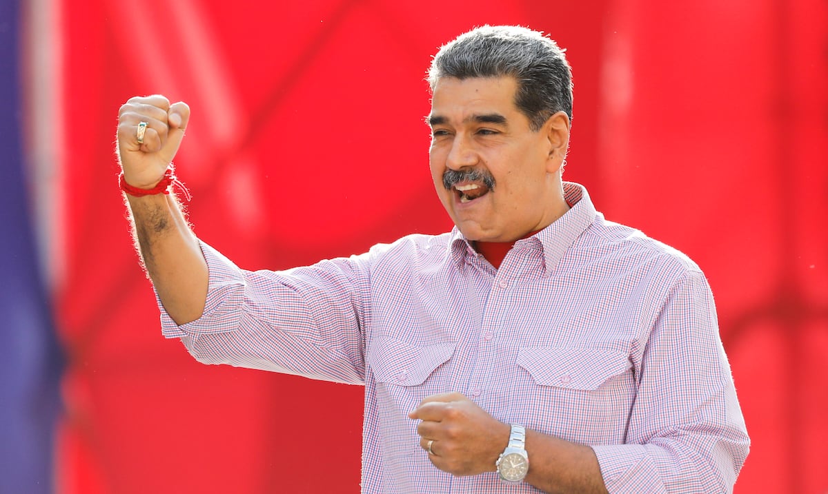 Nicolás Maduro pide empoderarse a los jóvenes venezolanos para enfrentar los retos y las amenazas de Estados Unidos