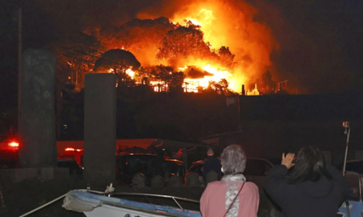 Incendio en el suroeste de Japón afecta a 170 viviendas y obliga a evacuarlas