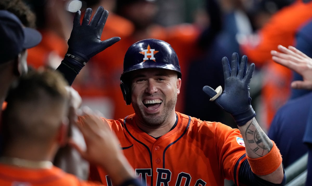 Víctor Caratini: serio candidato a la receptoría de Puerto Rico para el Clásico Mundial de Béisbol