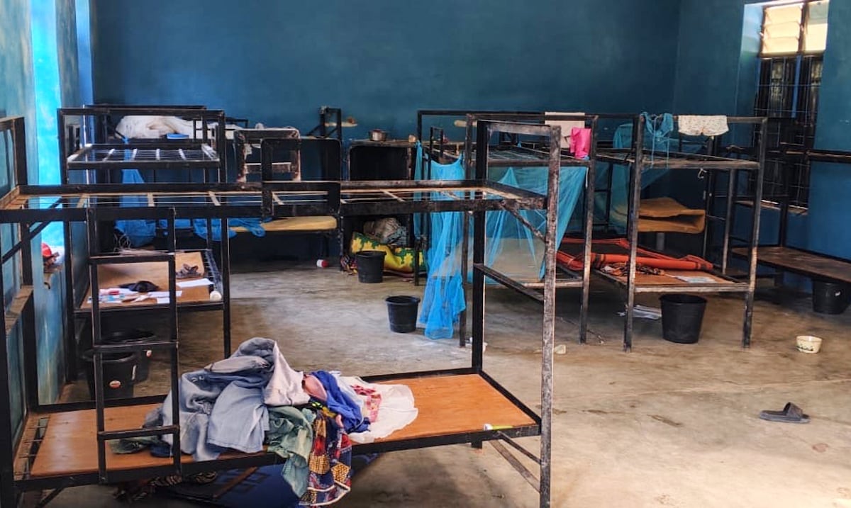 La cifra de niños secuestrados en ataque a una escuela en Nigeria supera los 300