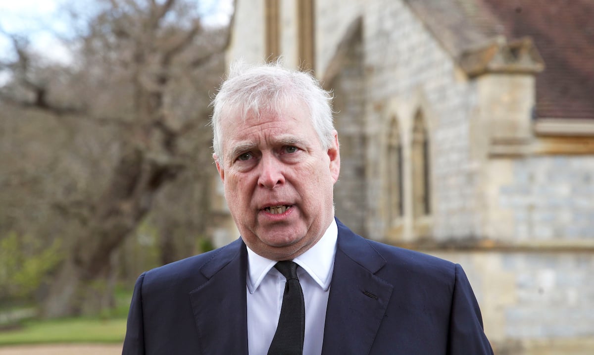 Primer ministro británico sugiere que el expríncipe Andrew debería testificar sobre Jeffrey Epstein