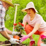 Practicar jardinería en la vejez puede ayudar a florecer el cuerpo y la mente