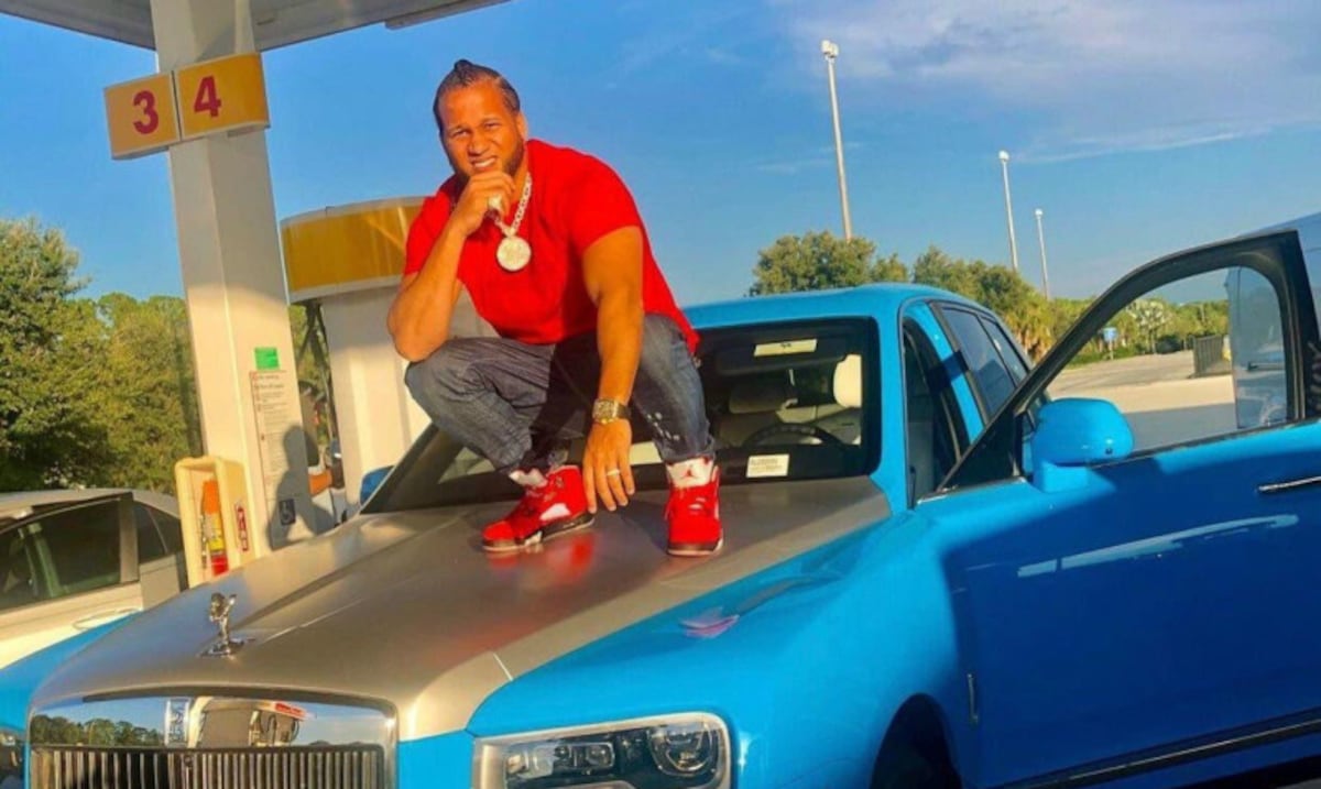 El Alfa regala Rolls-Royce a iglesia: “Estoy obedeciendo el plan de Dios”