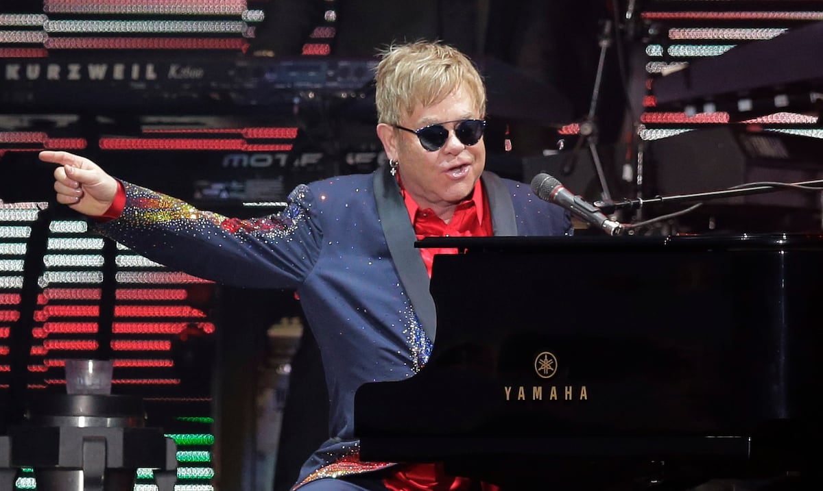 Elton John narra cómo ha sido su pérdida de visión: “Es angustiante”