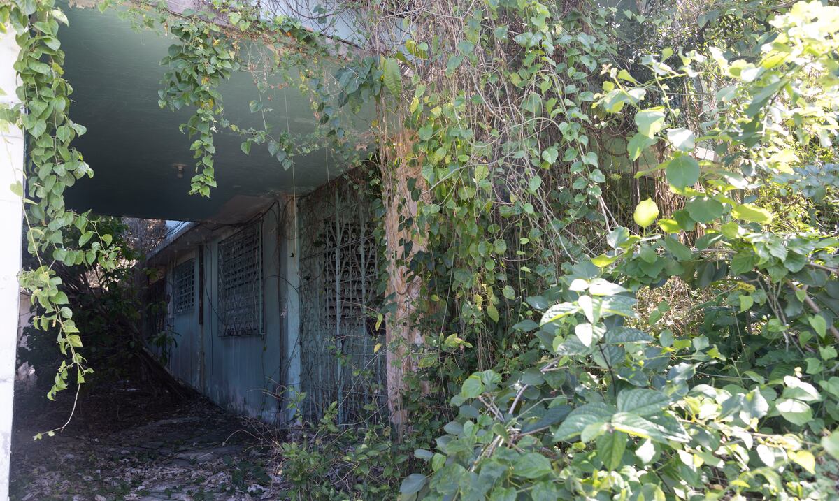 ¿Qué sucede con las más de 150 estructuras abandonadas en San Juan?