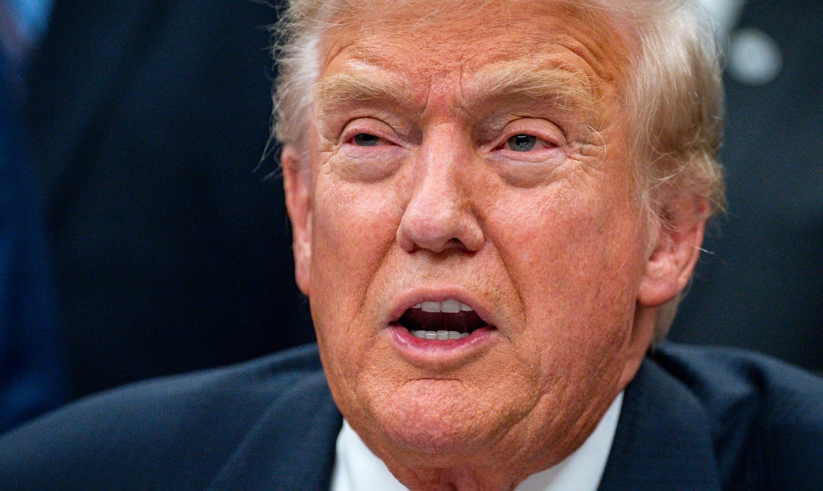 Donald Trump publica mensaje: “Consideren el espacio aéreo sobre Venezuela y sus alrededores cerrado en su totalidad”