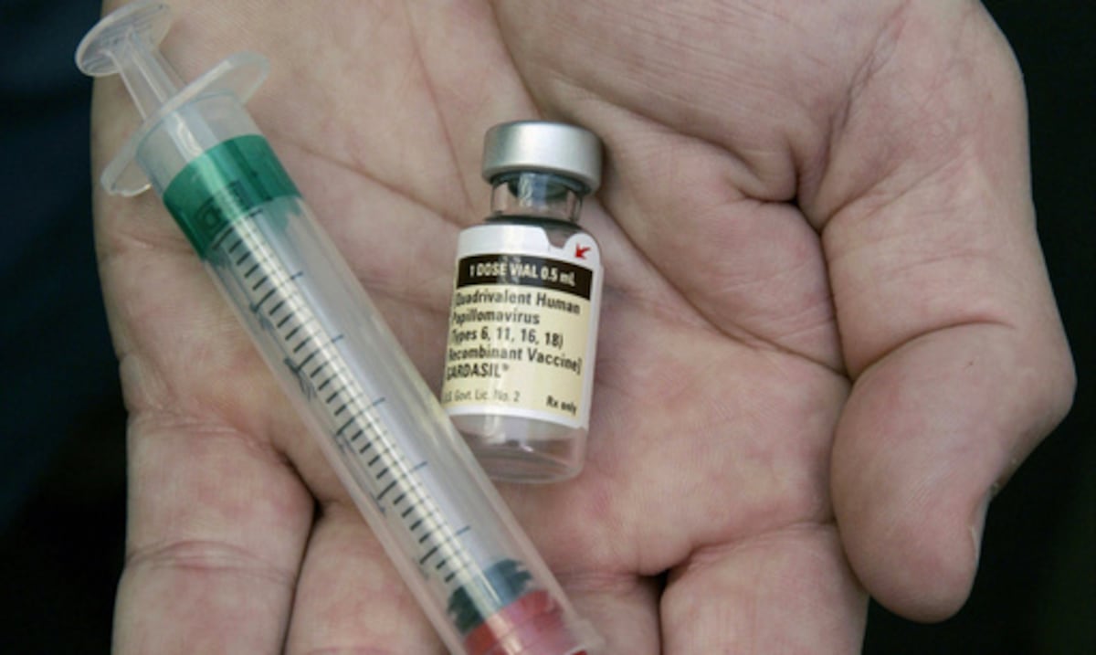 Estudio: una sola dosis de la vacuna contra el VPH puede bastar para combatir el cáncer de cuello uterino