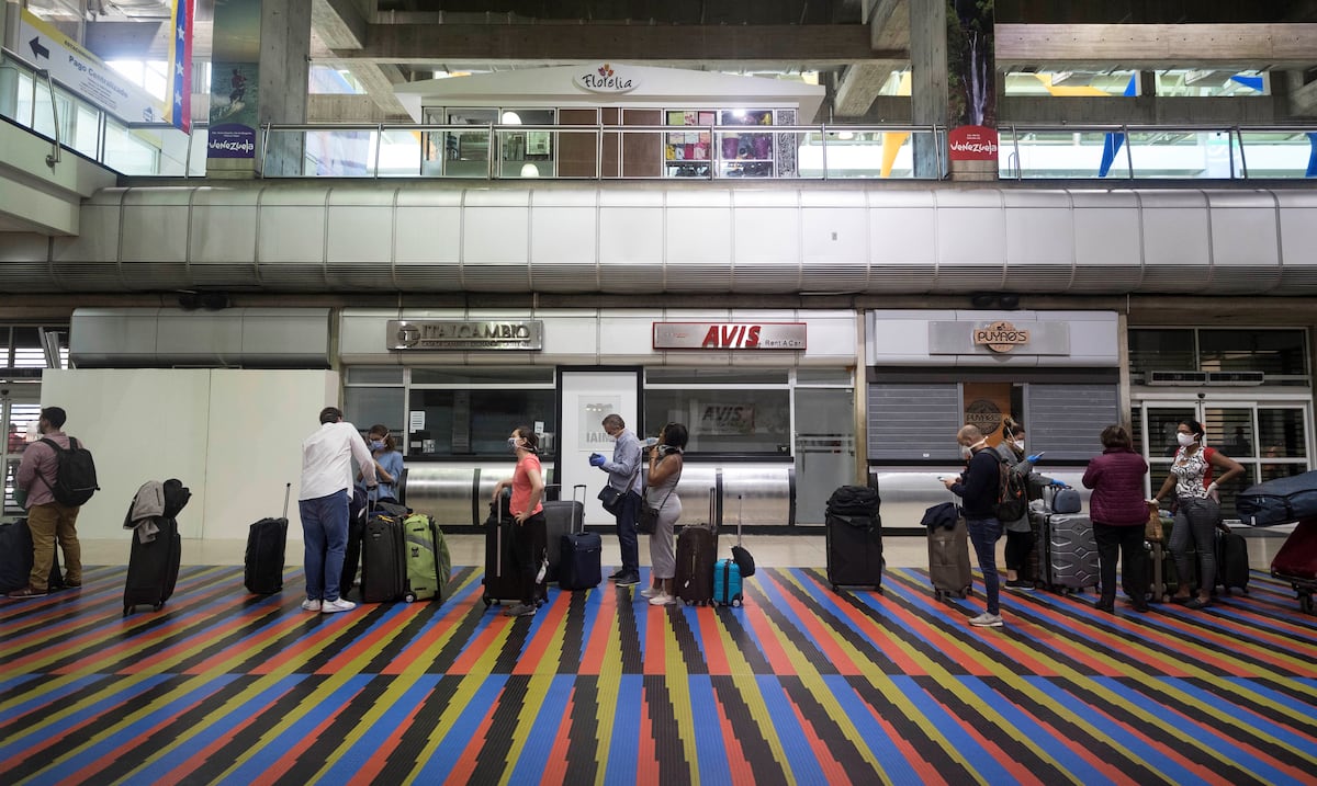 Aerolínea venezolana abre nueva ruta a España tras suspender sus vuelos