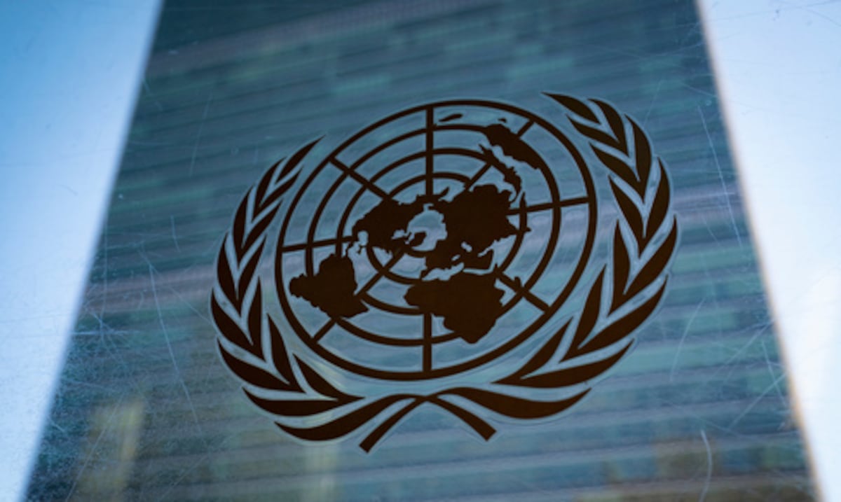 Aumentan las amenazas contra mujeres en internet, advierte agencia de la ONU