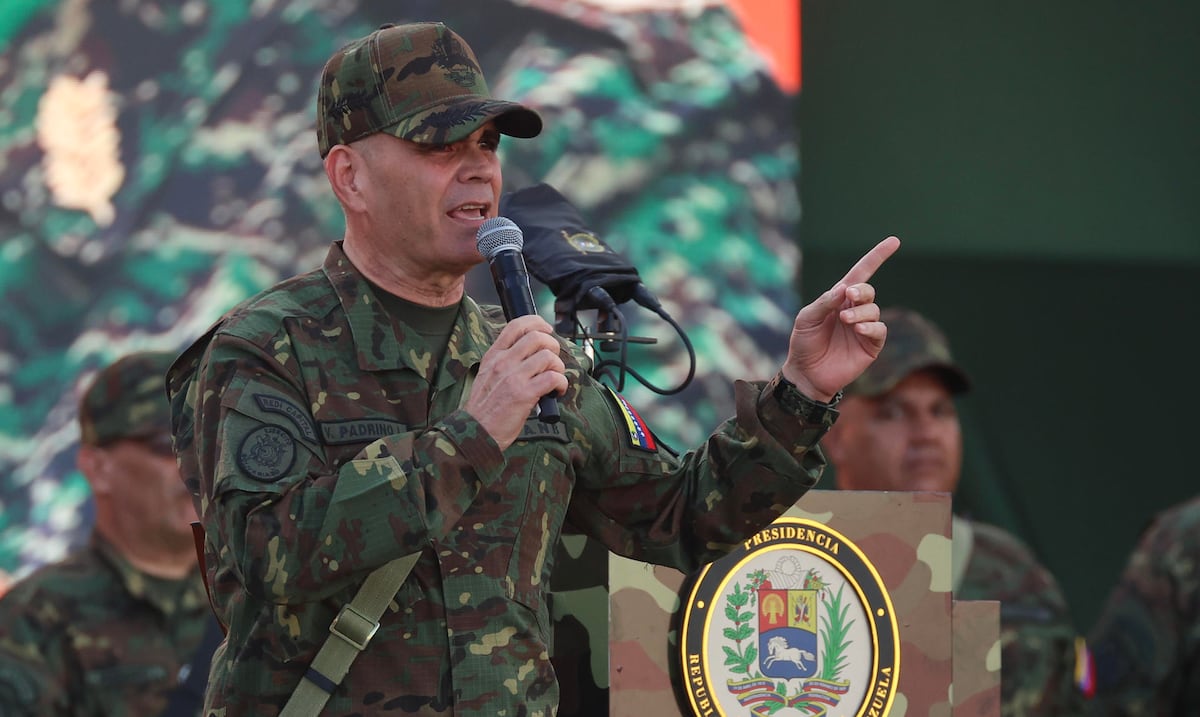 Venezuela afirma que su determinación de luchar por la libertad está reforzada “con armas”