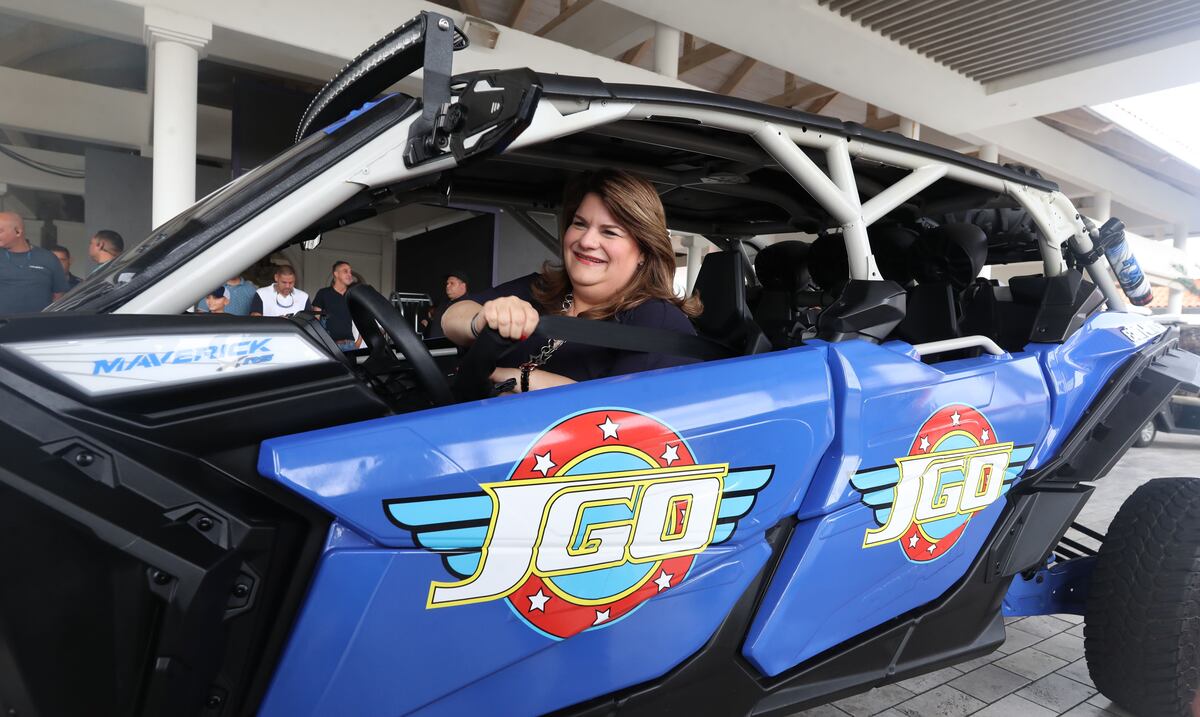 “Yo corro para ganar”: Jenniffer González asiste a la convención del PNP, pero no hará anuncios sobre candidatura