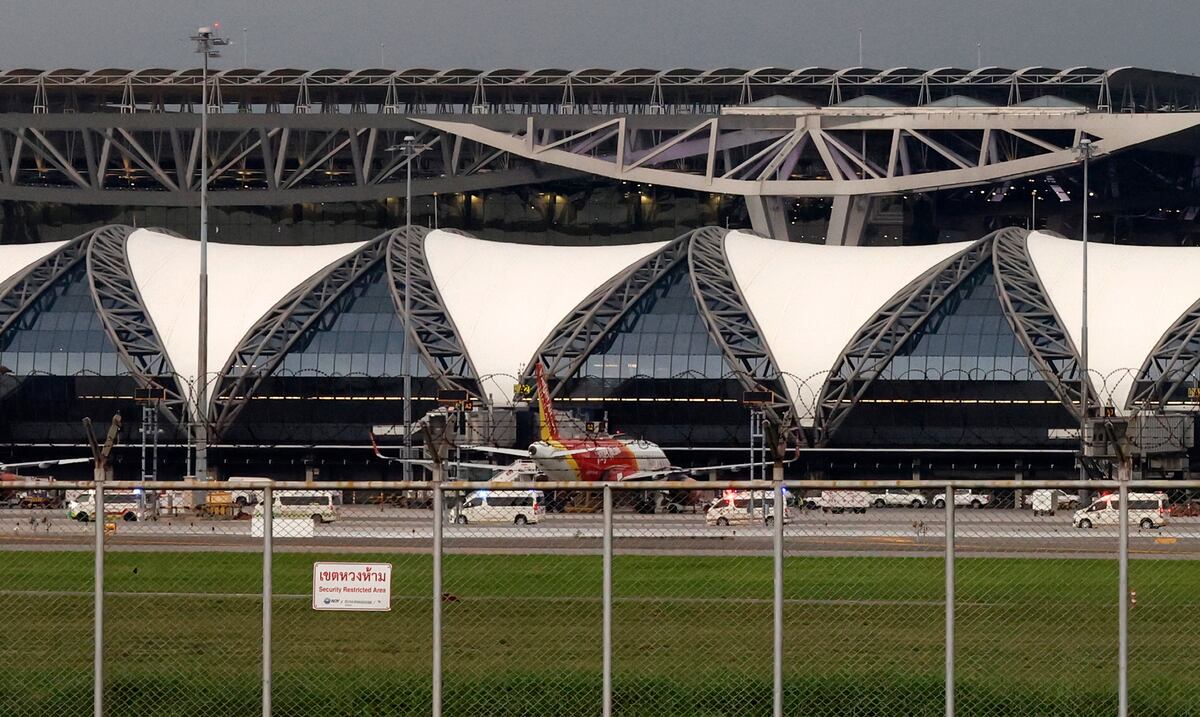 Un fallecido y varios heridos por “fuertes turbulencias” en un vuelo de Londres a Singapur