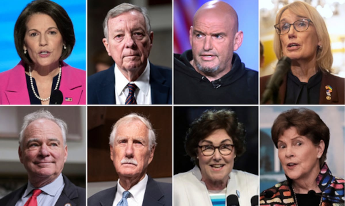 Ocho demócratas votaron con los republicanos en el acuerdo de cierre del gobierno: así lo explican