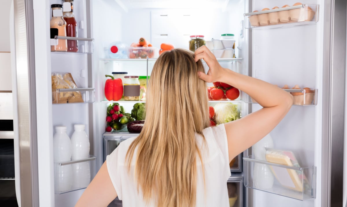 Cómo guardar la comida que sobra de las fiestas sin riesgo de intoxicaciones alimentarias