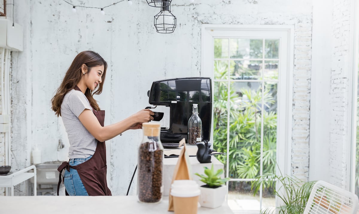 Ayuda para mujeres emprendedoras que buscan desarrollar su idea de negocio