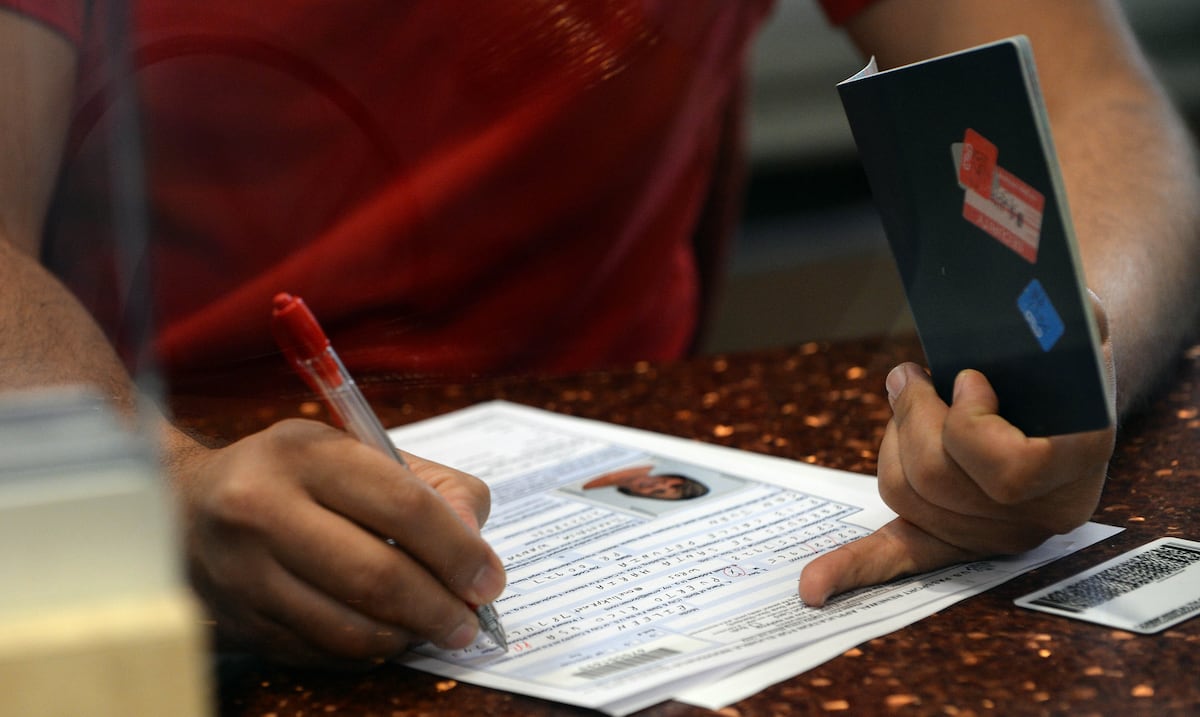 Aumentan las solicitudes de tarjetas de pasaporte
