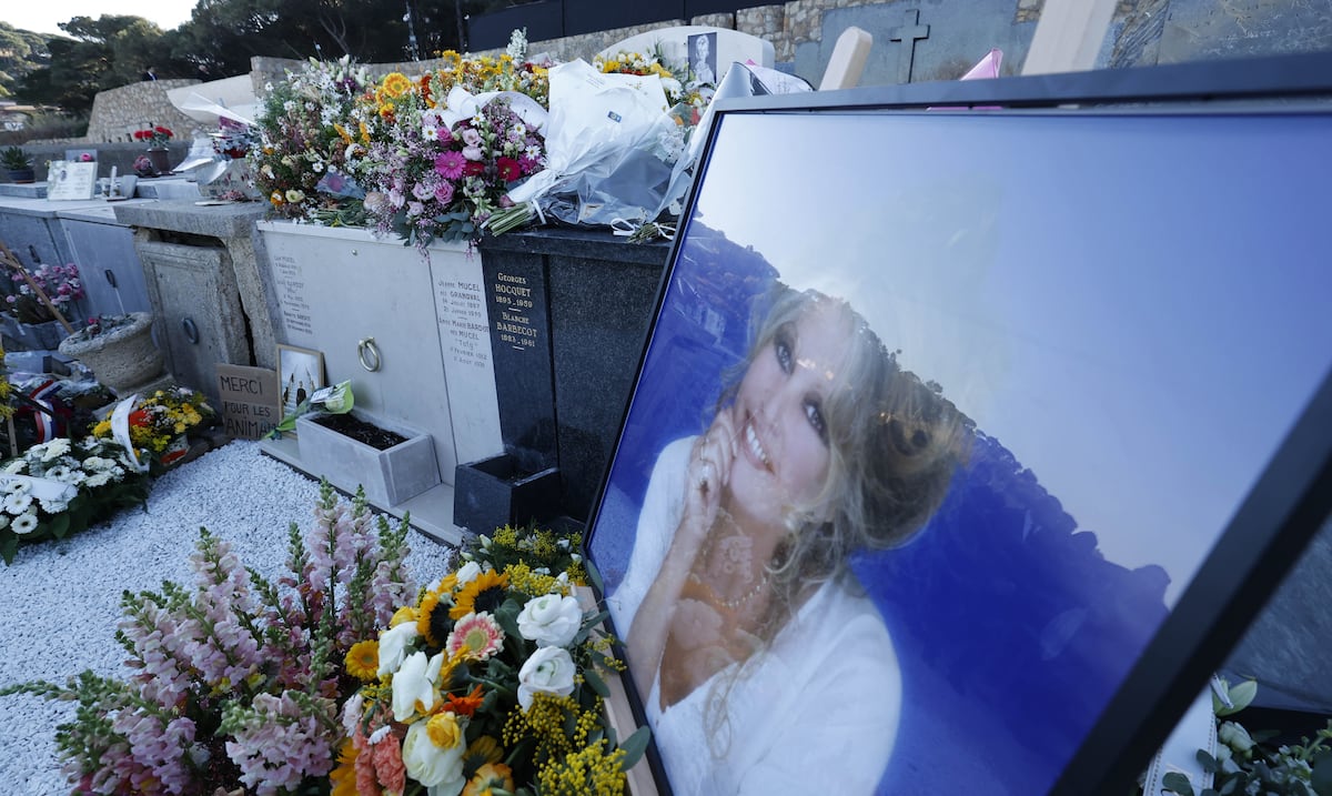 Celebran funeral de Brigitte Bardot en Francia