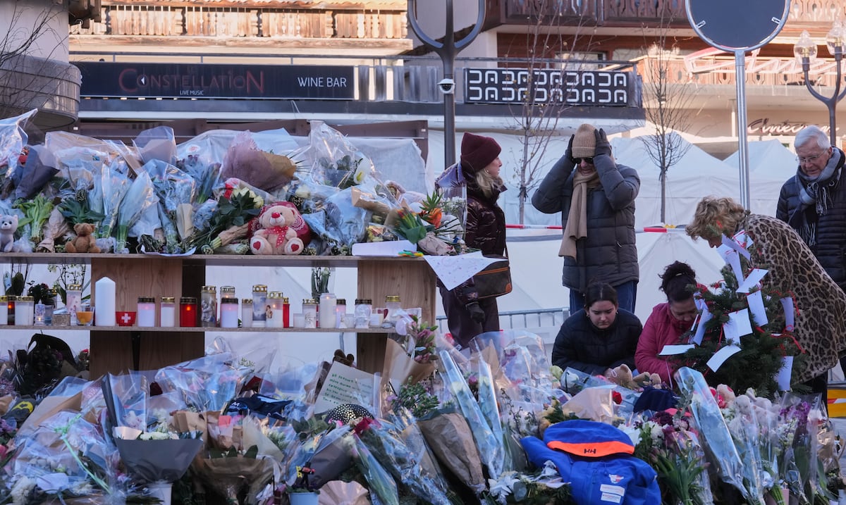 Al más alto nivel: Suiza rendirá homenaje a víctimas de incendio de un bar