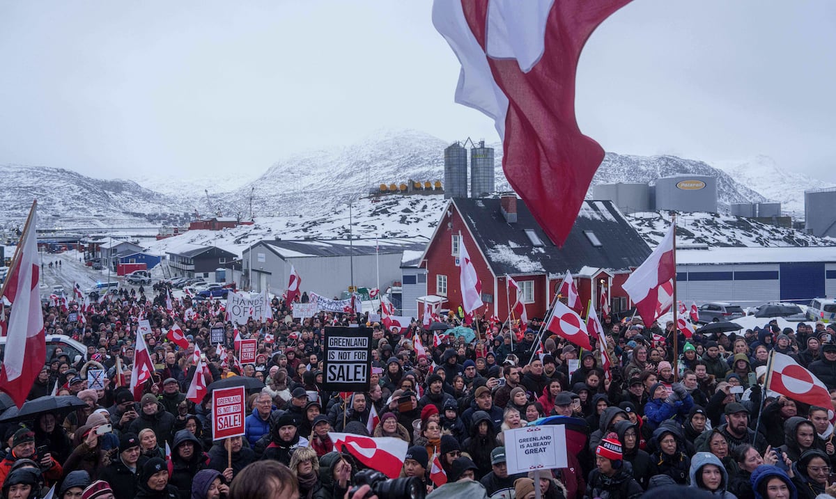 Europa advierte de un “peligroso espiral descendente” por planes de Trump hacia Groenlandia