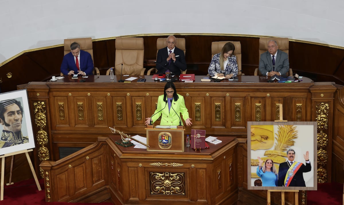 El Parlamento de Venezuela aprueba en primera instancia la reforma petrolera