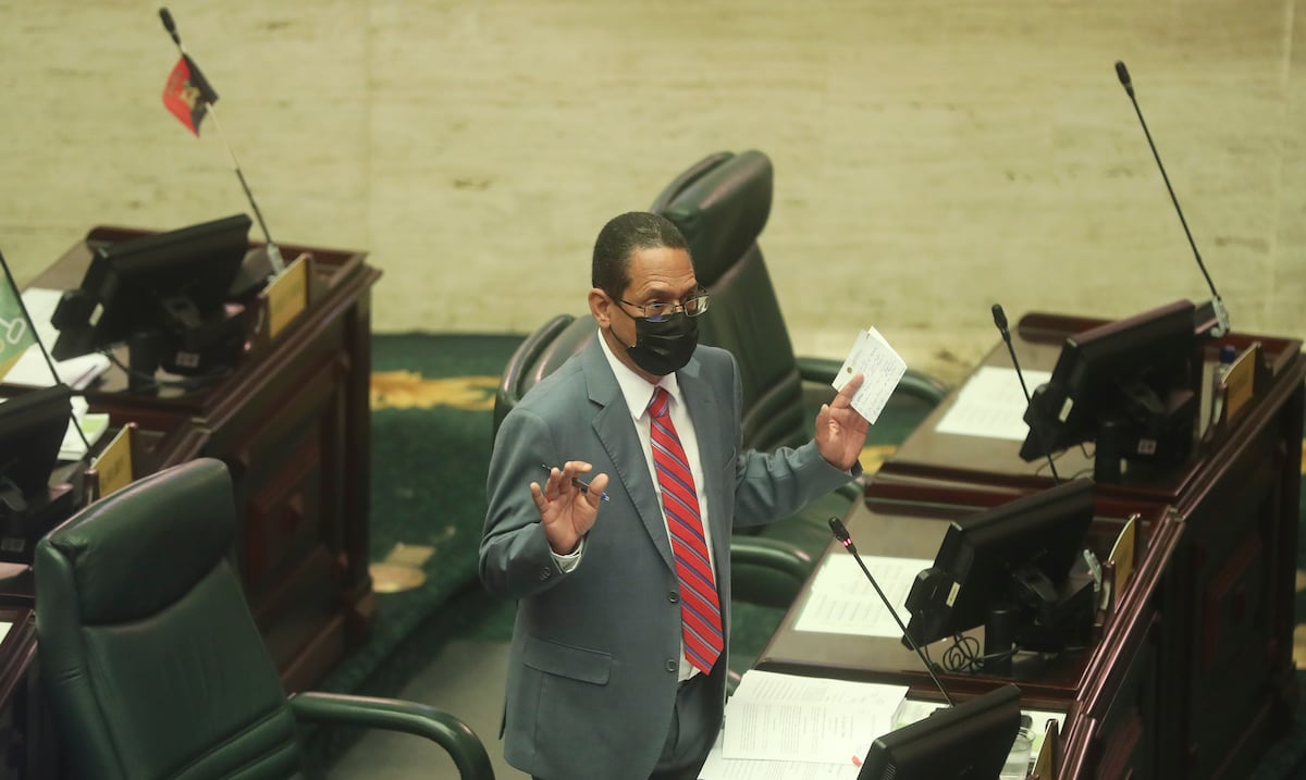 “Complicado” aprobar la reforma contributiva en esta sesión legislativa