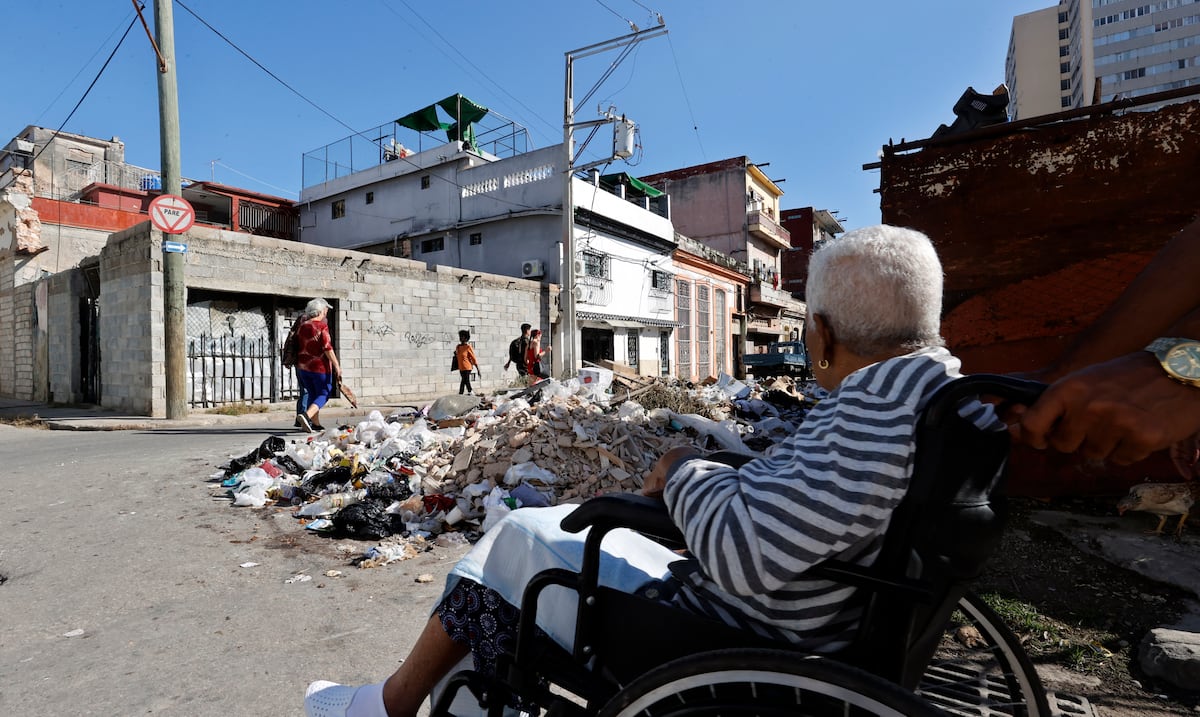 Funcionario cubano acusa a Estados Unidos de buscar un “genocidio” al tratar de bloquear el petróleo