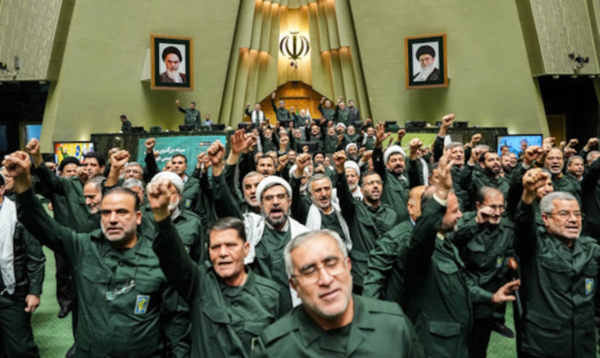 El líder supremo de Irán advierte que cualquier ataque de Estados Unidos desencadenaría una “guerra regional”