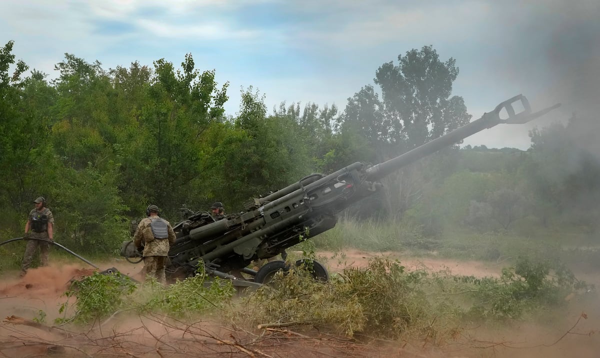 Insólito: extraen del recto de un hombre de 24 años un obús de la Primera Guerra Mundial
