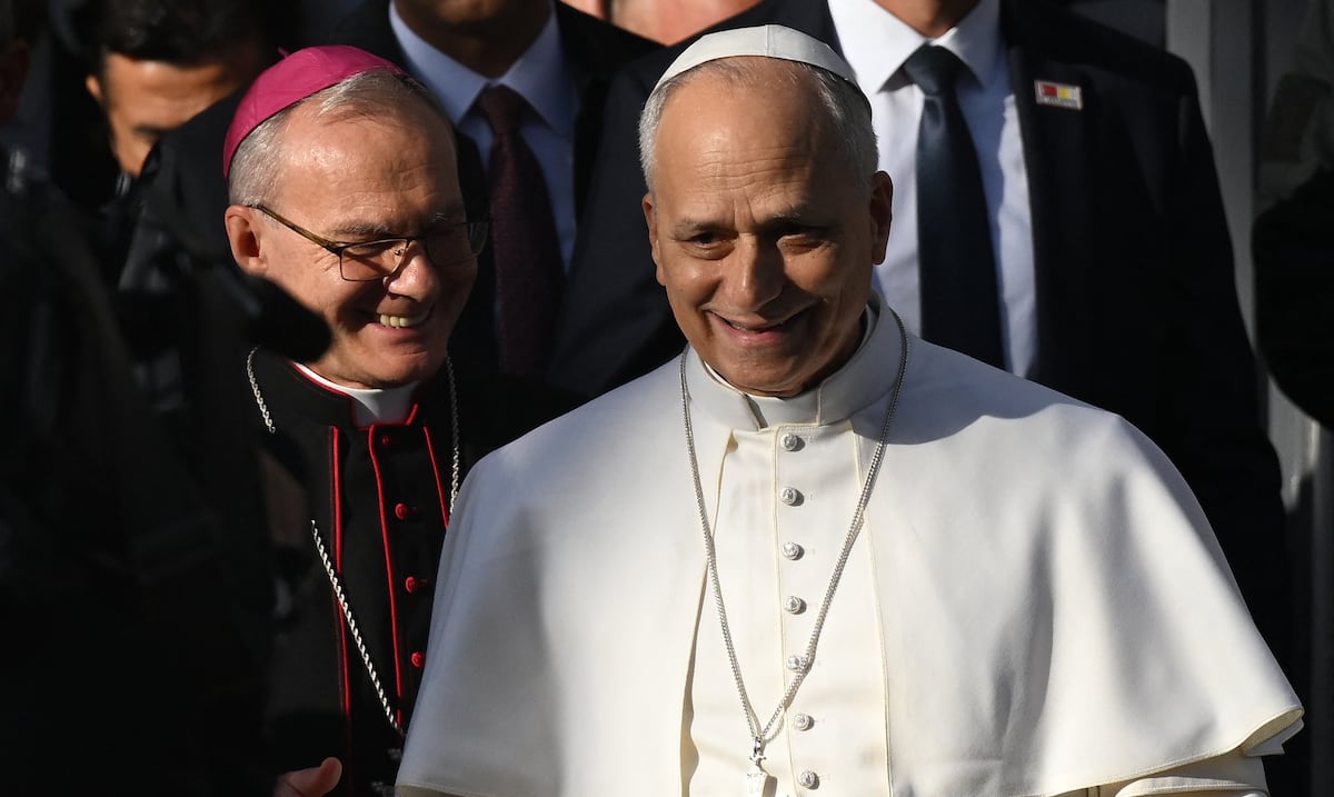 El Vaticano lanza “Reza con el Papa” para promover la oración compartida con León XIV