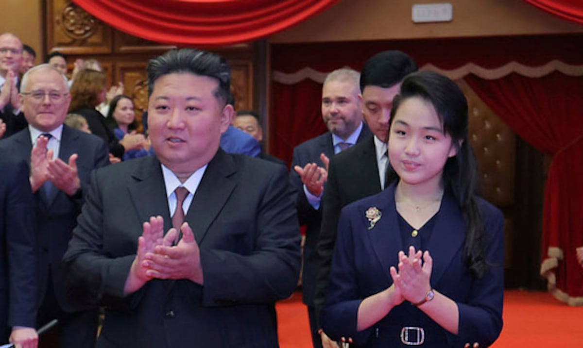 Agencia de espionaje en Corea del Sur dice que la hija de Kim Jong Un está cerca de ser nombrada futura líder de Corea del Norte