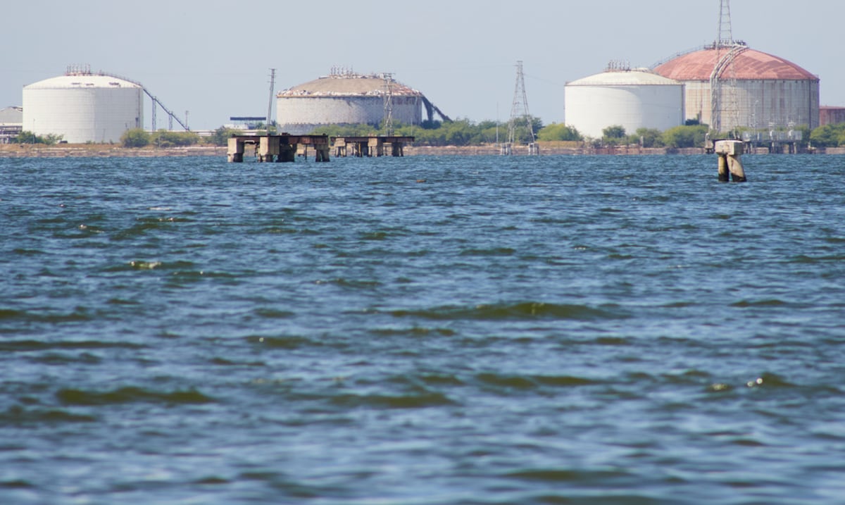 Abren el grifo del petróleo en Venezuela: inicia nueva fase tras el levantamiento de sanciones