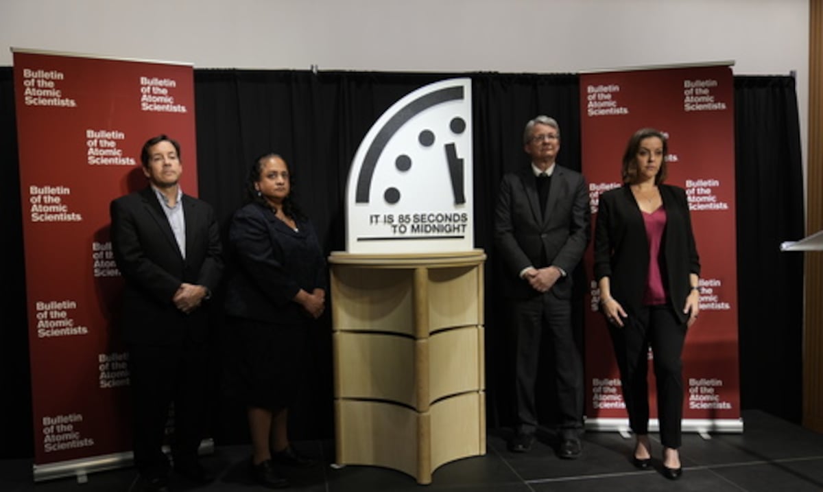 El “Reloj del Apocalipsis” se acerca más que nunca a la medianoche: conoce cuánto avanzó