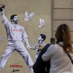 Grafiti de Bad Bunny en España llama la atención por su mensaje