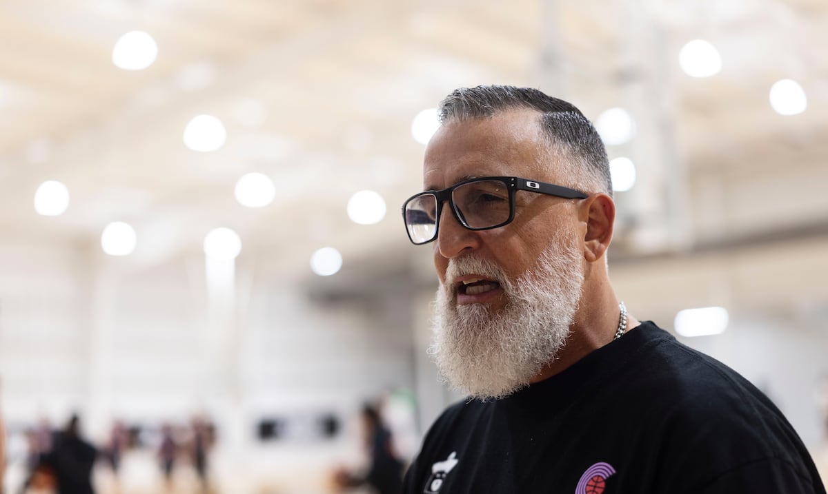 “Es refrescante”: pretemporada internacional y refuerzos marcan el camino de los Criollos al BSN