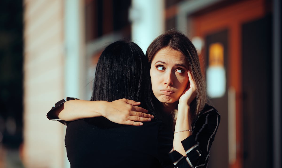 Opinión | Hay gente que te drena sonriéndose