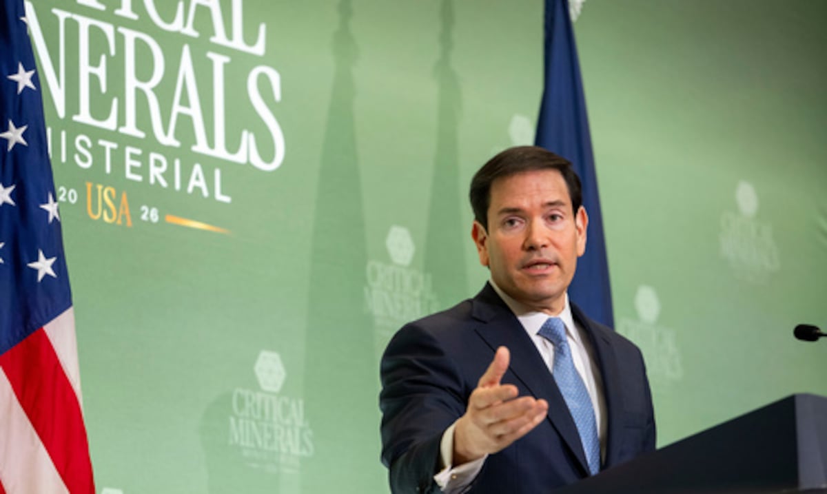 Estados Unidos ordena a sus diplomáticos no esenciales que abandonen Líbano