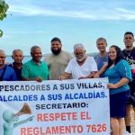 Pescadores denuncian que secretario de Agricultura y el BDE pretenden removerlos de la Villla Pesquera en Ceiba