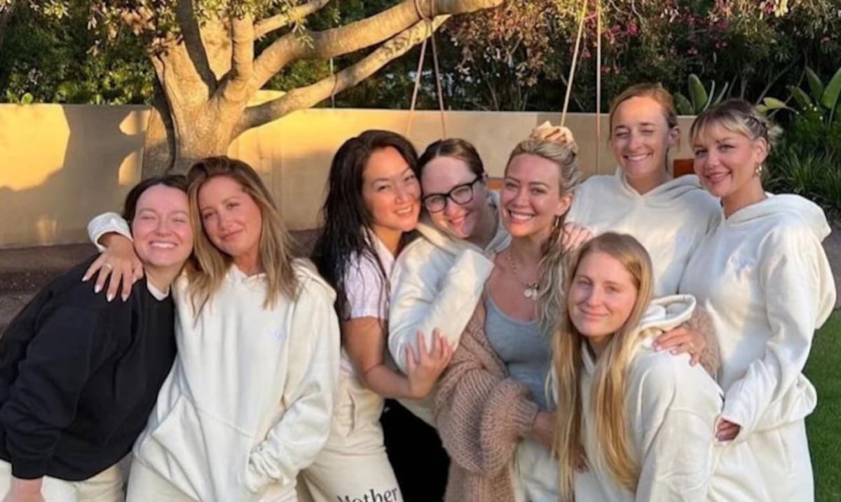 Hilary Duff habla sobre su conflicto con Ashley Tisdale por el grupo de “mamás tóxicas”