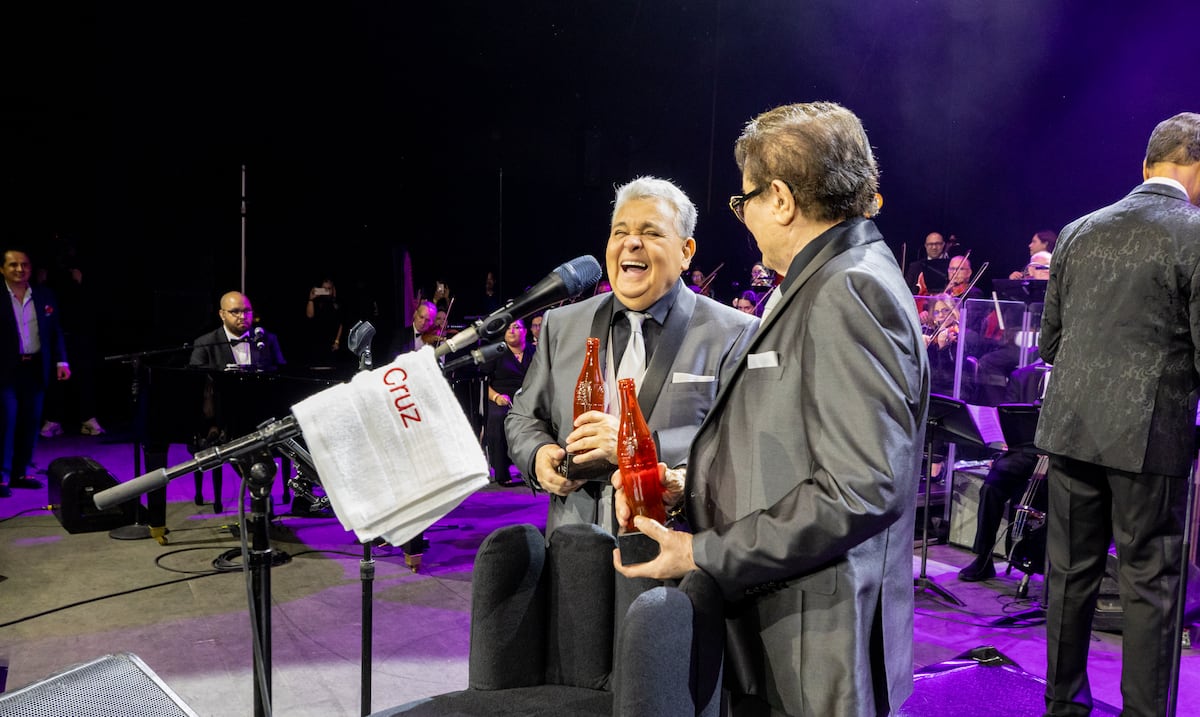 Bobby Cruz celebró sus 88 años y se despide de los escenarios en un concierto bestial