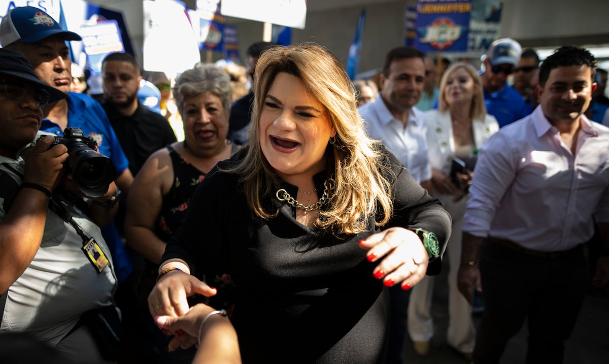Jenniffer González envió más de 1,000 recolectores a recoger sus endosos