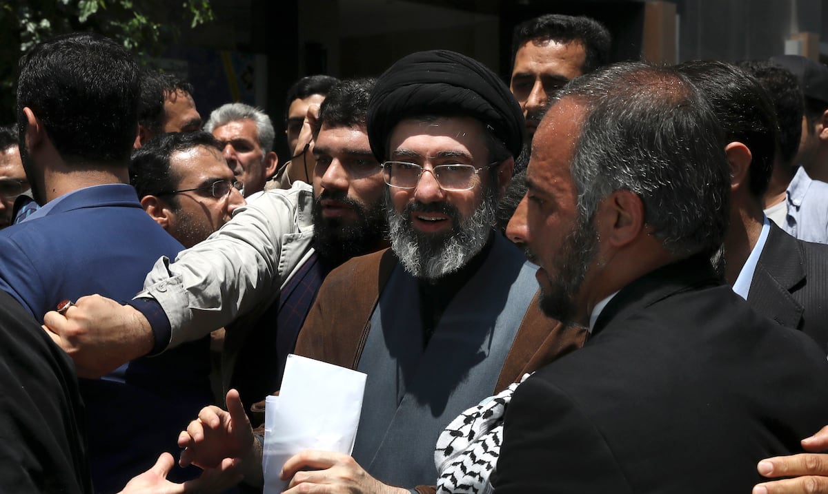 Mojtaba Jamenei candidato a suceder a su padre como líder supremo de Irán