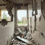 Azerbaiyán promete represalias por el impacto de drones en aeropuerto y cerca de una escuela