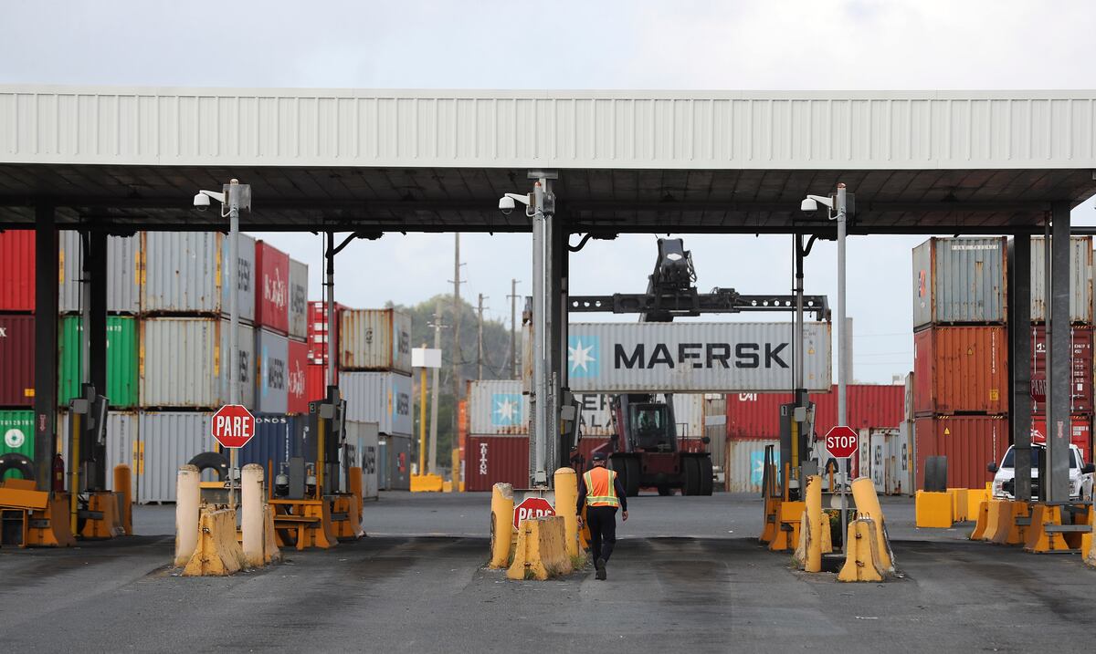 Lo que sabemos del conflicto en los muelles entre unionados y la empresa Luis Ayala Colón