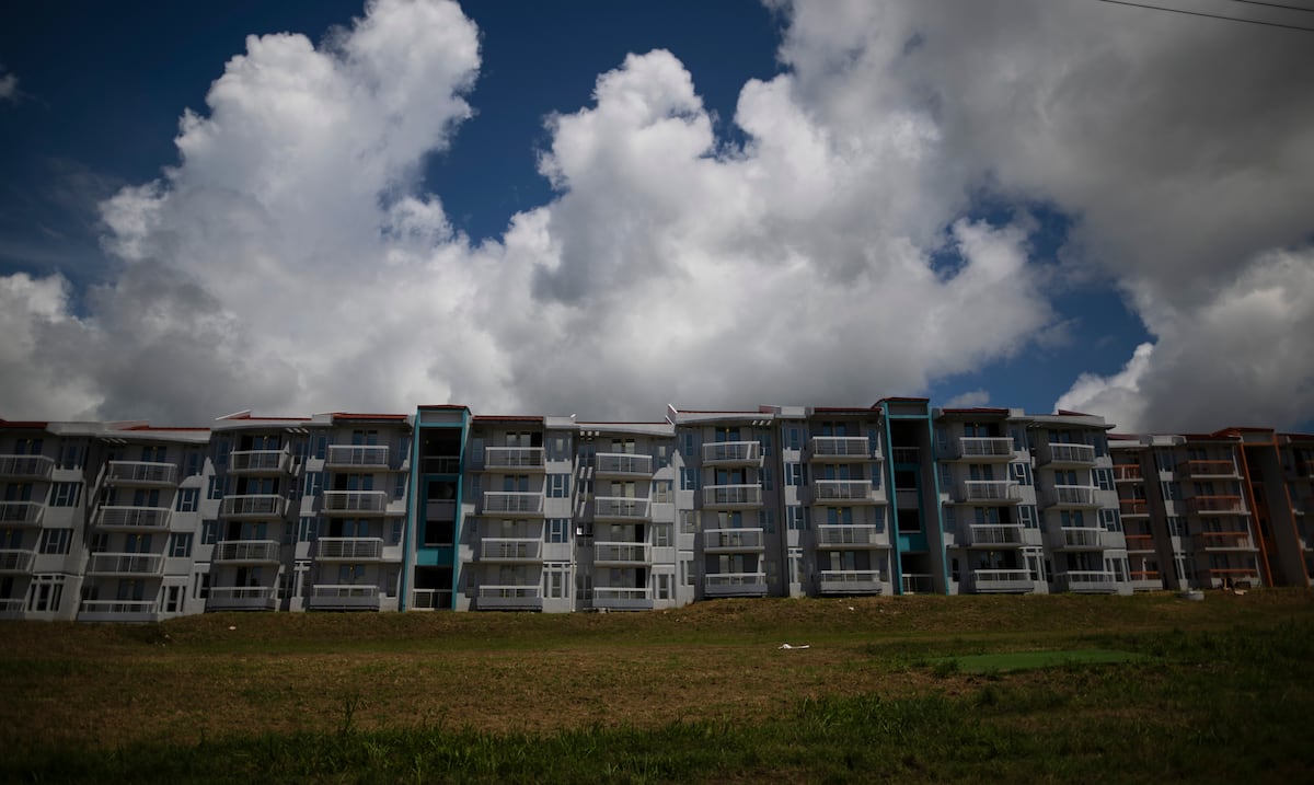 El gobierno busca desahuciar al desarrollador de un proyecto de apartamentos en Roosevelt Roads