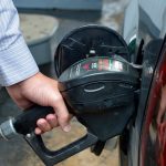 ¿Quieres ahorrar? Conoce los autos más eficientes en consumo de gasolina