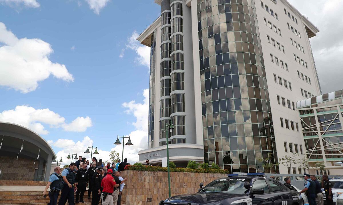 Aspirantes a ocupar la alcaldía de Guaynabo mueven sus fichas