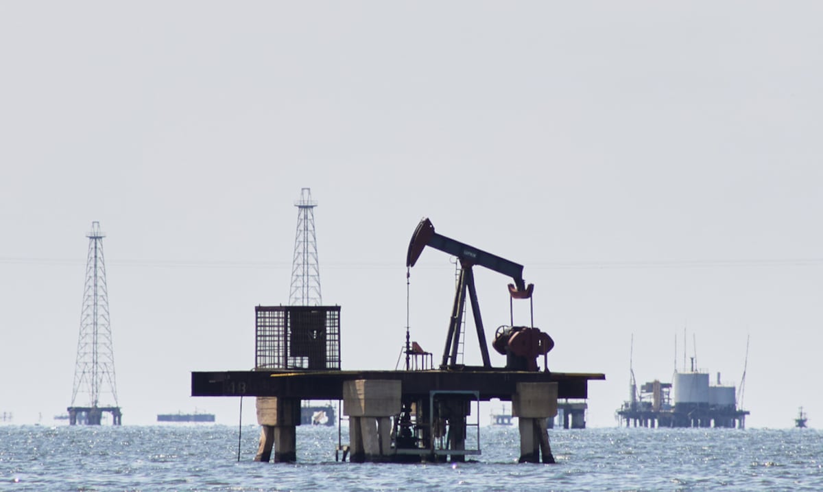 Delcy Rodríguez anuncia la entrada de $300 millones por venta de fueloil