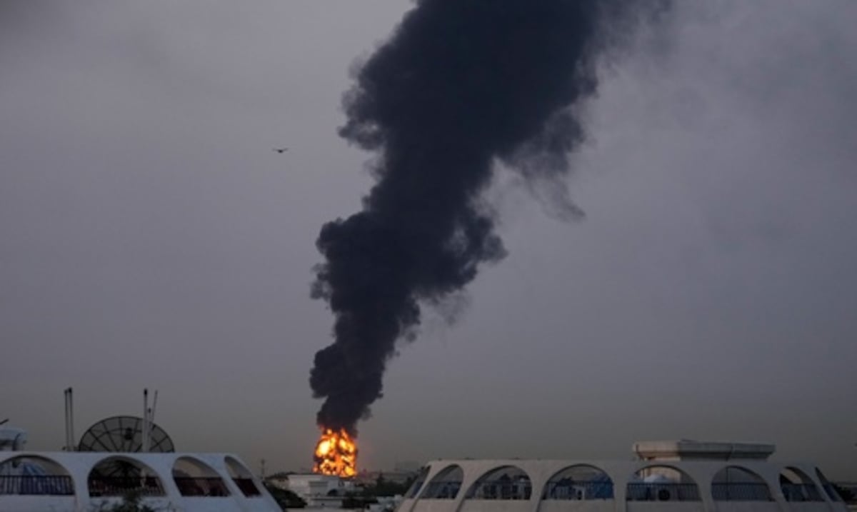 Irán mantiene control sobre el tráfico marítimo, mientras Israel recrudece ataques contra Líbano