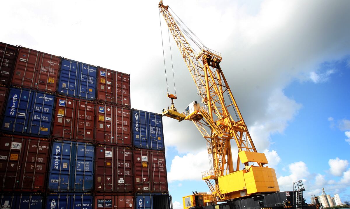 Preocupado el sector de alimentos ante una posible escasez de productos tras disloque en la cadena de distribución